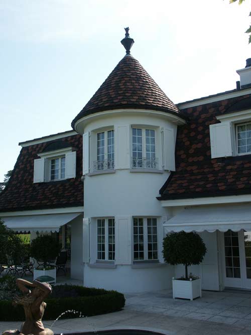 franz�sisches Landhaus mit Turm